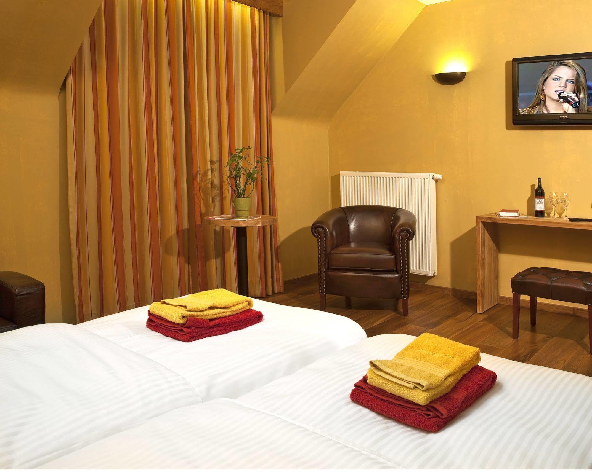 Country Lodge Hotel Moriaanshoofd Oudenaarde Εξωτερικό φωτογραφία